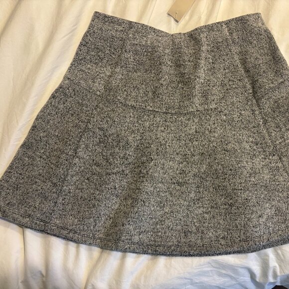 LOFT Dresses & Skirts - Ann Taylor Loft Grey Black Tweed Skirt Elastic Waist